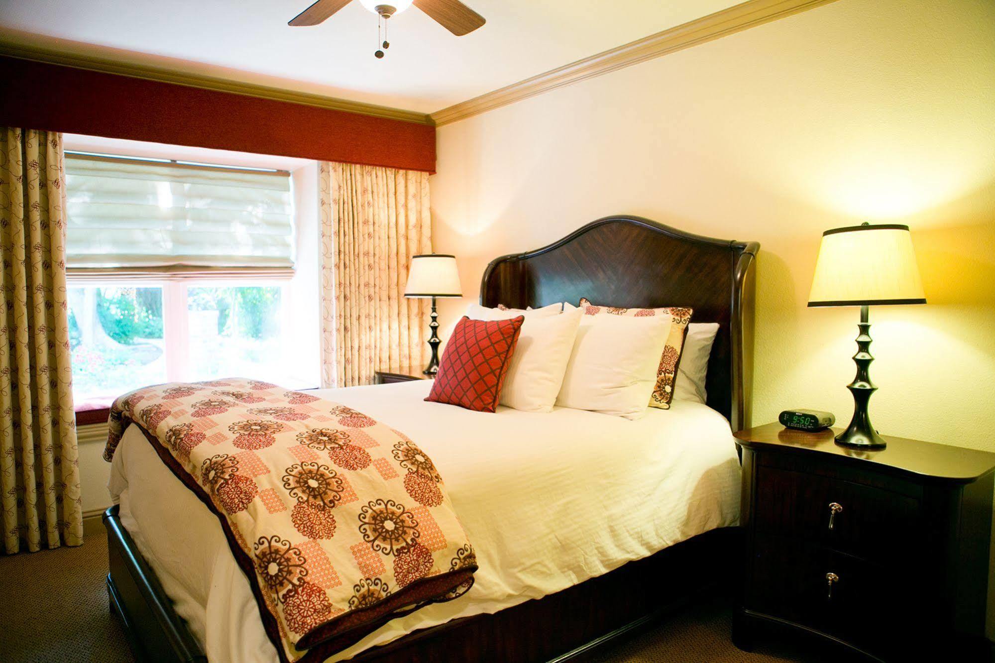 The Sanford House Inn & Spa Arlington Eksteriør billede